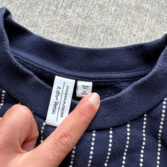 & Other Stories Blue White Sweater - Picture 2 of 4